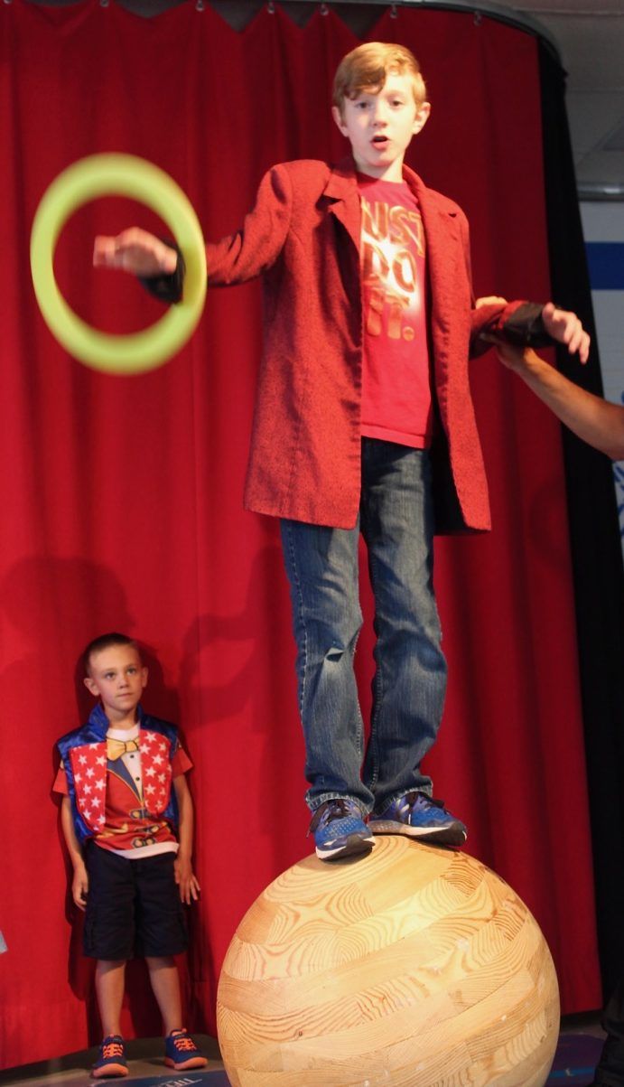 Rolling Globes & Barrels at a Cirque Amongus program